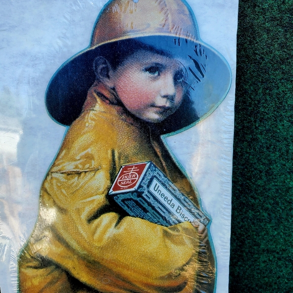 Uneeda Biscuit Sign National Nabisco Reproduction 1991 17" CardBoard Display - Picture 2 of 9